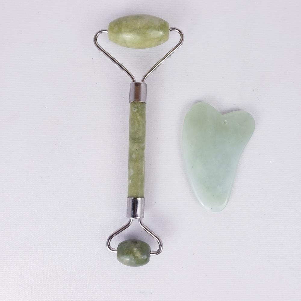 Gua SHA STONE SCRAPER MYOFASCIAL RELEASE AND JADE FACIAL ROLLER SET